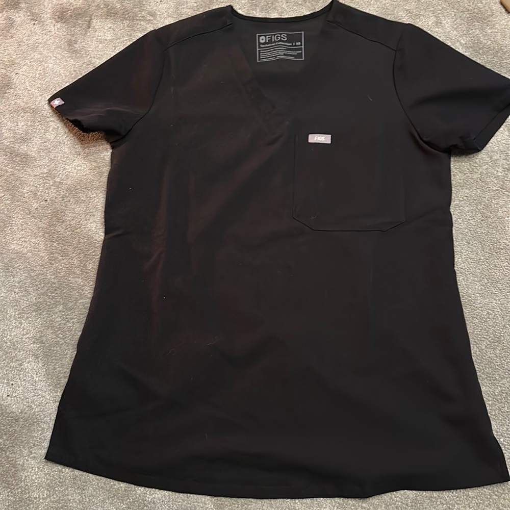 Figs Scrub top